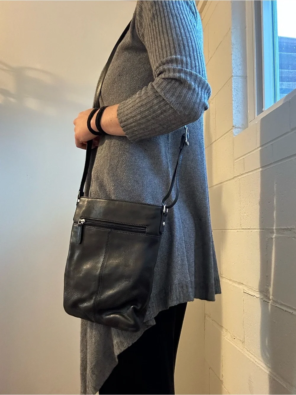 Margot New York sleek black